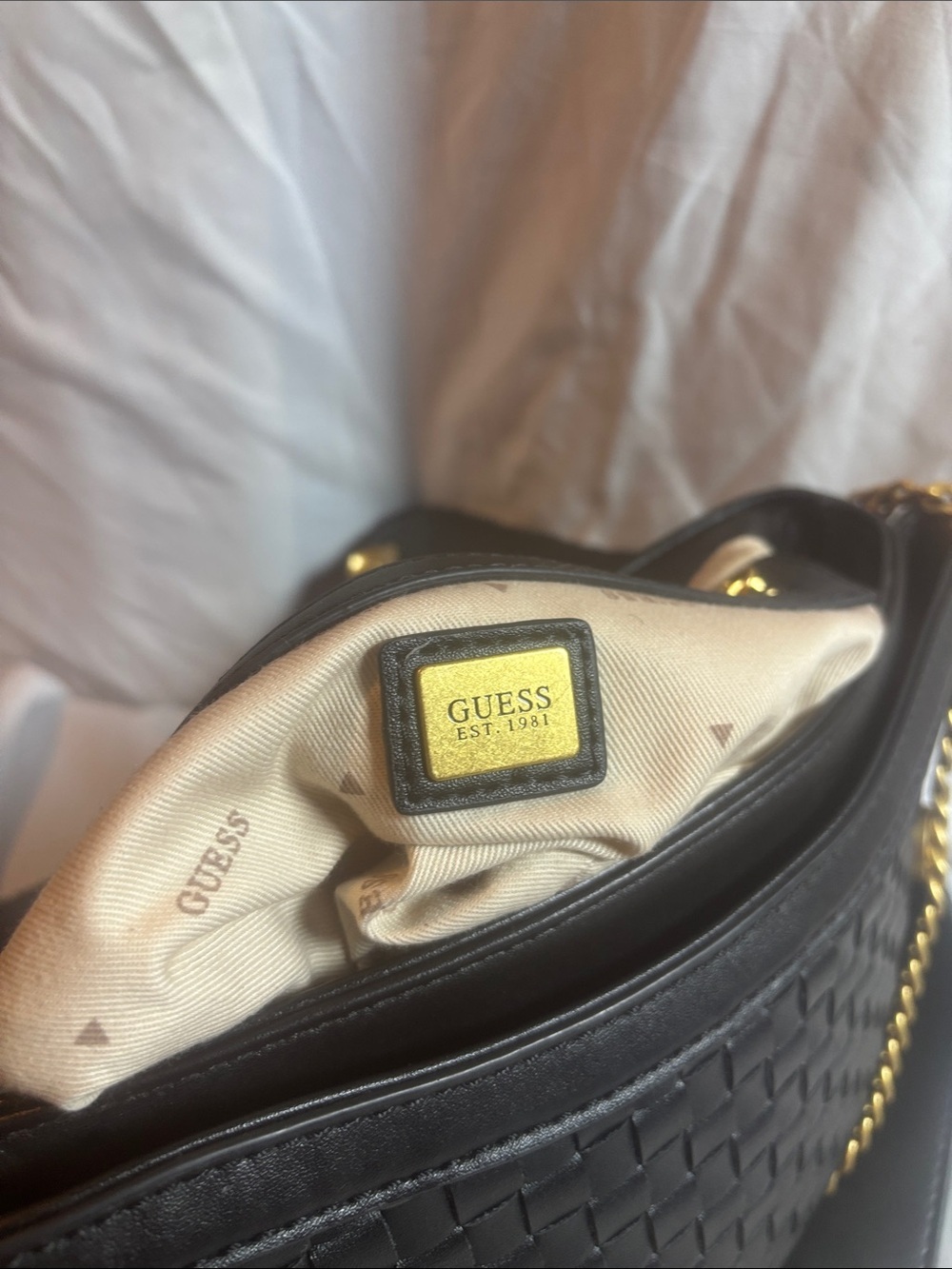 Guess Black Woven Shoulder Bag with Gold-Tone Chain - Picture 2 of 3